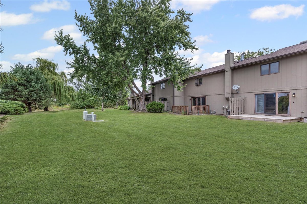 924 STRATFORD Court, Grayslake, IL 60030