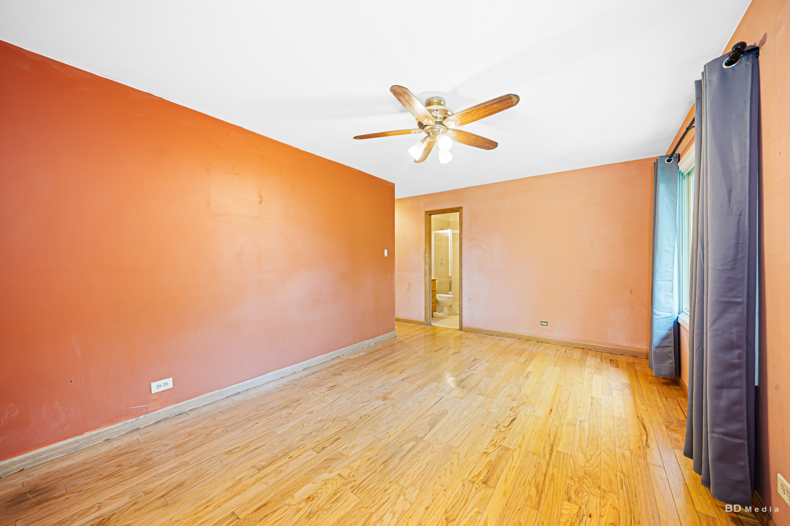 7800 W Kingston Drive, Frankfort, IL 60423