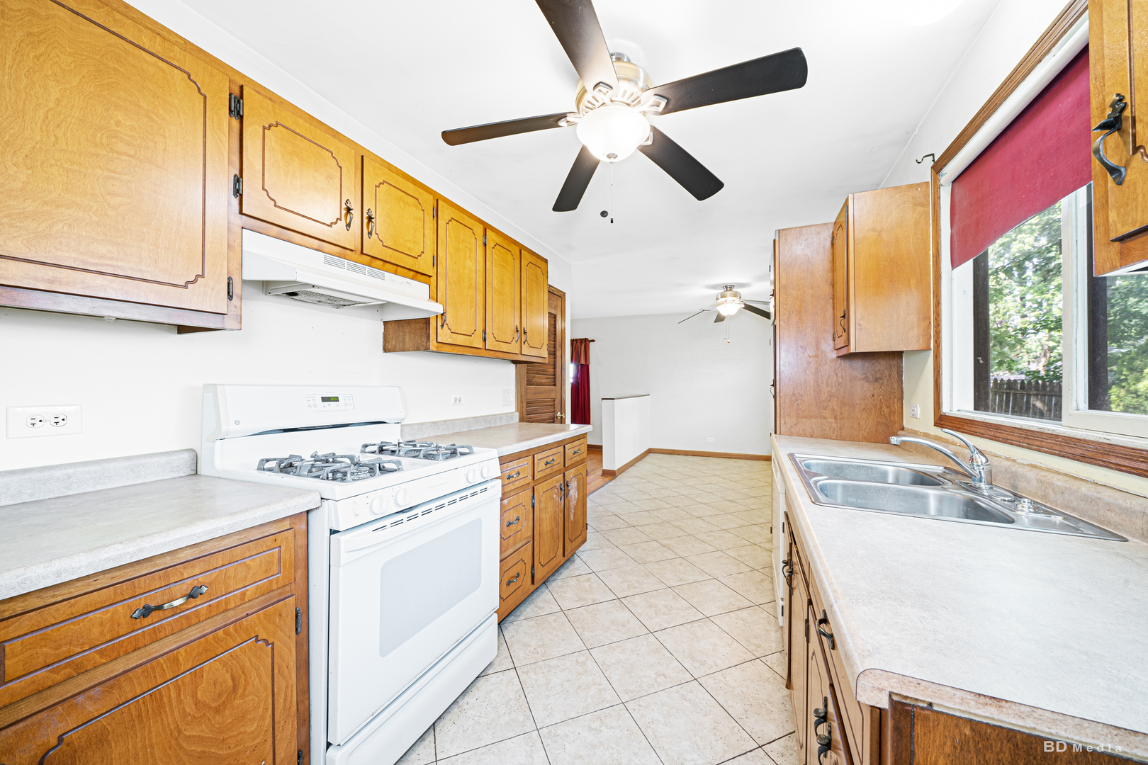7800 W Kingston Drive, Frankfort, IL 60423
