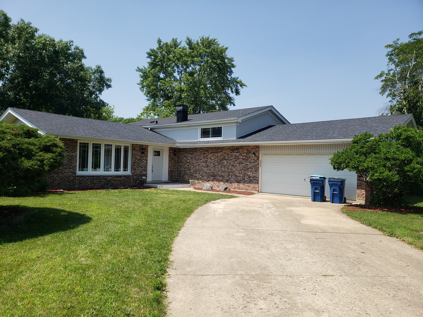 6820 Barrett Street, Downers Grove, IL 60516