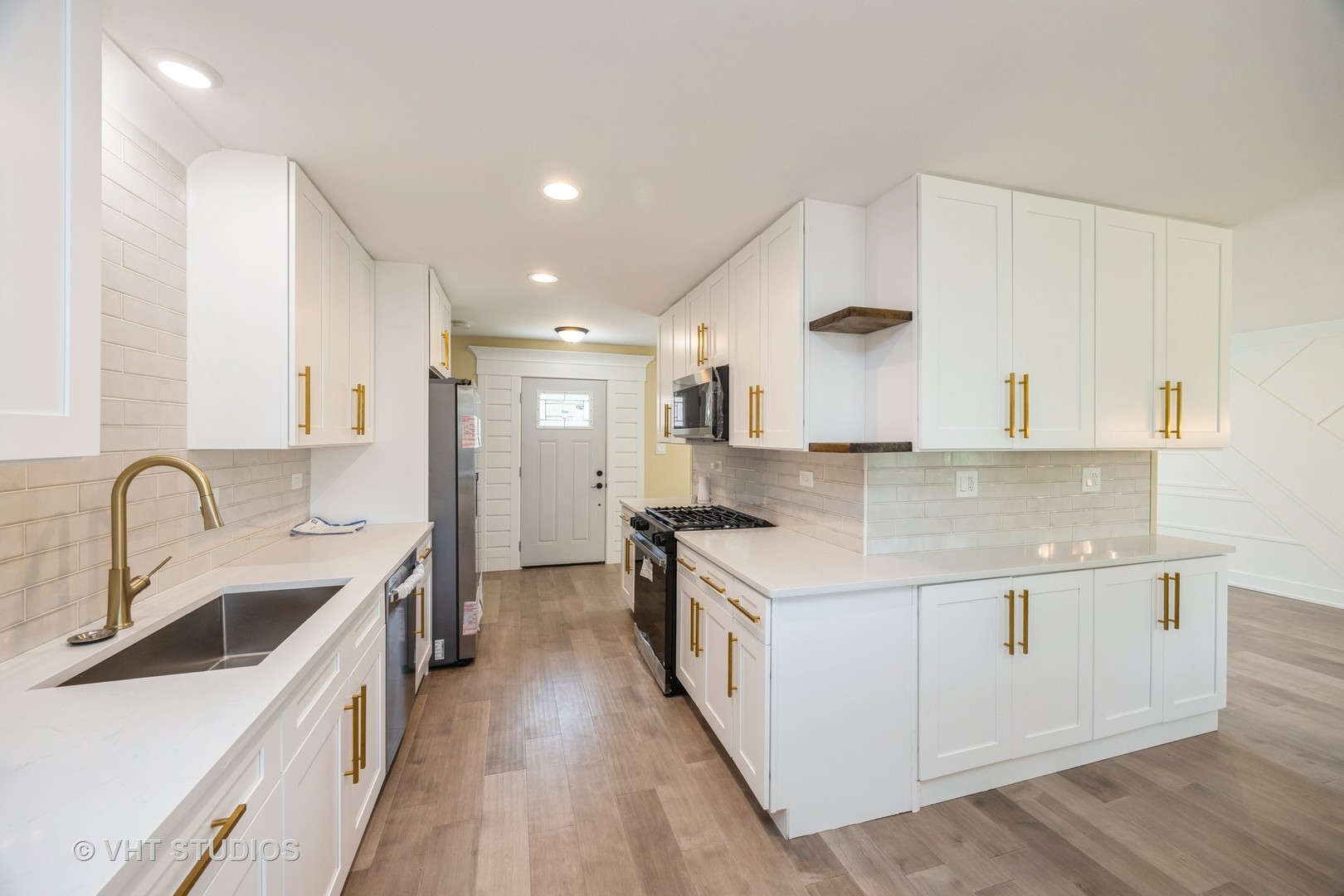 6820 Barrett Street, Downers Grove, IL 60516