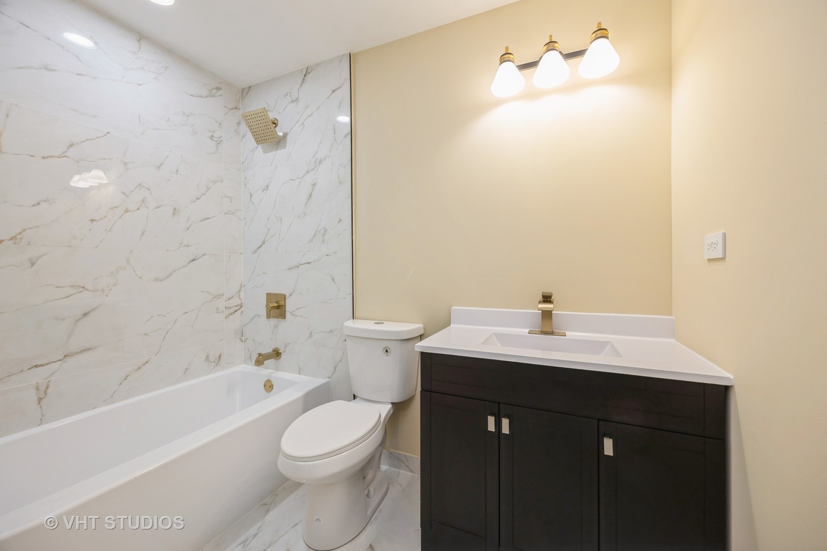 6820 Barrett Street, Downers Grove, IL 60516