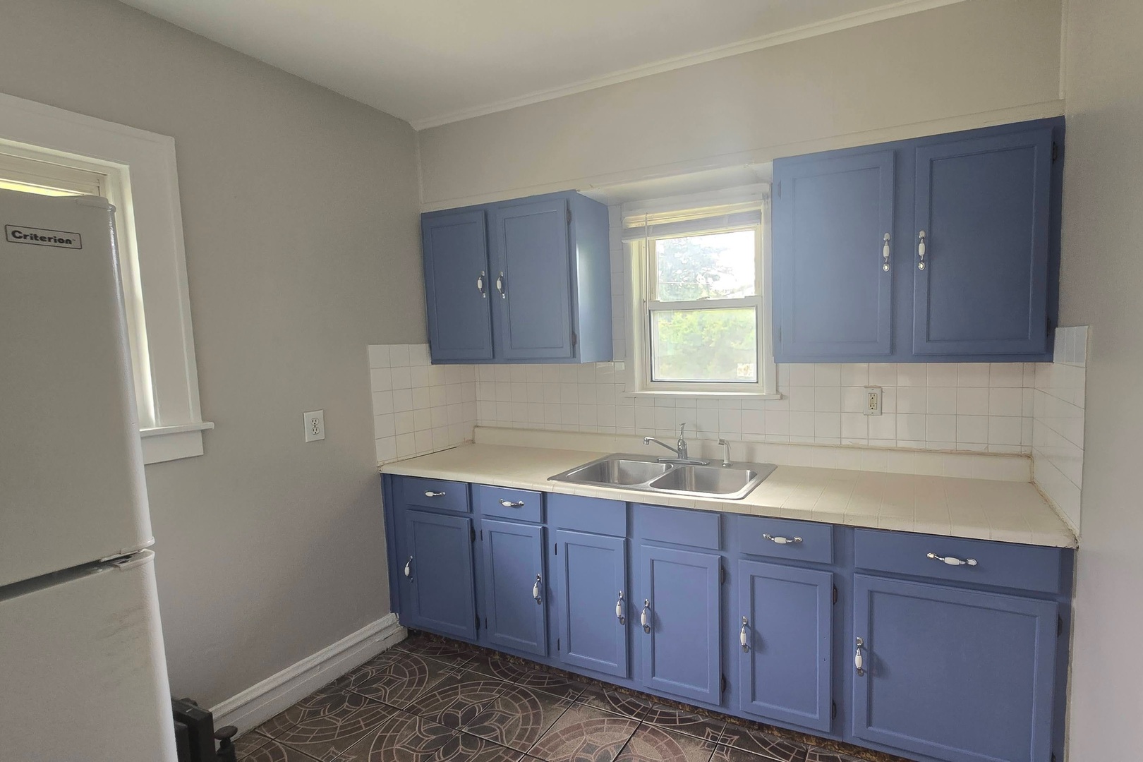 1002 Westmoreland Avenue #2, Waukegan, IL 60085