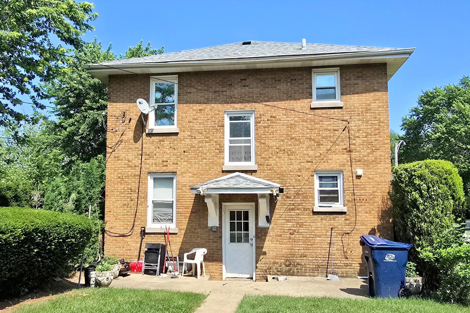 1002 Westmoreland Avenue #2, Waukegan, IL 60085