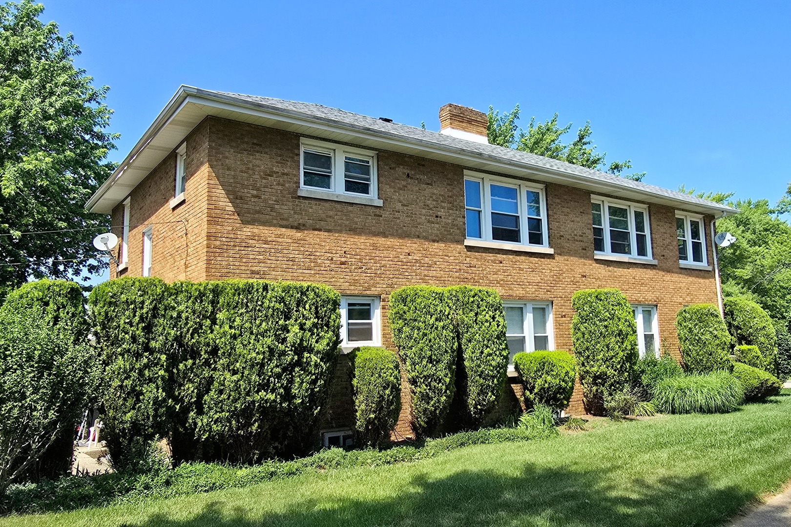 1002 Westmoreland Avenue #2, Waukegan, IL 60085