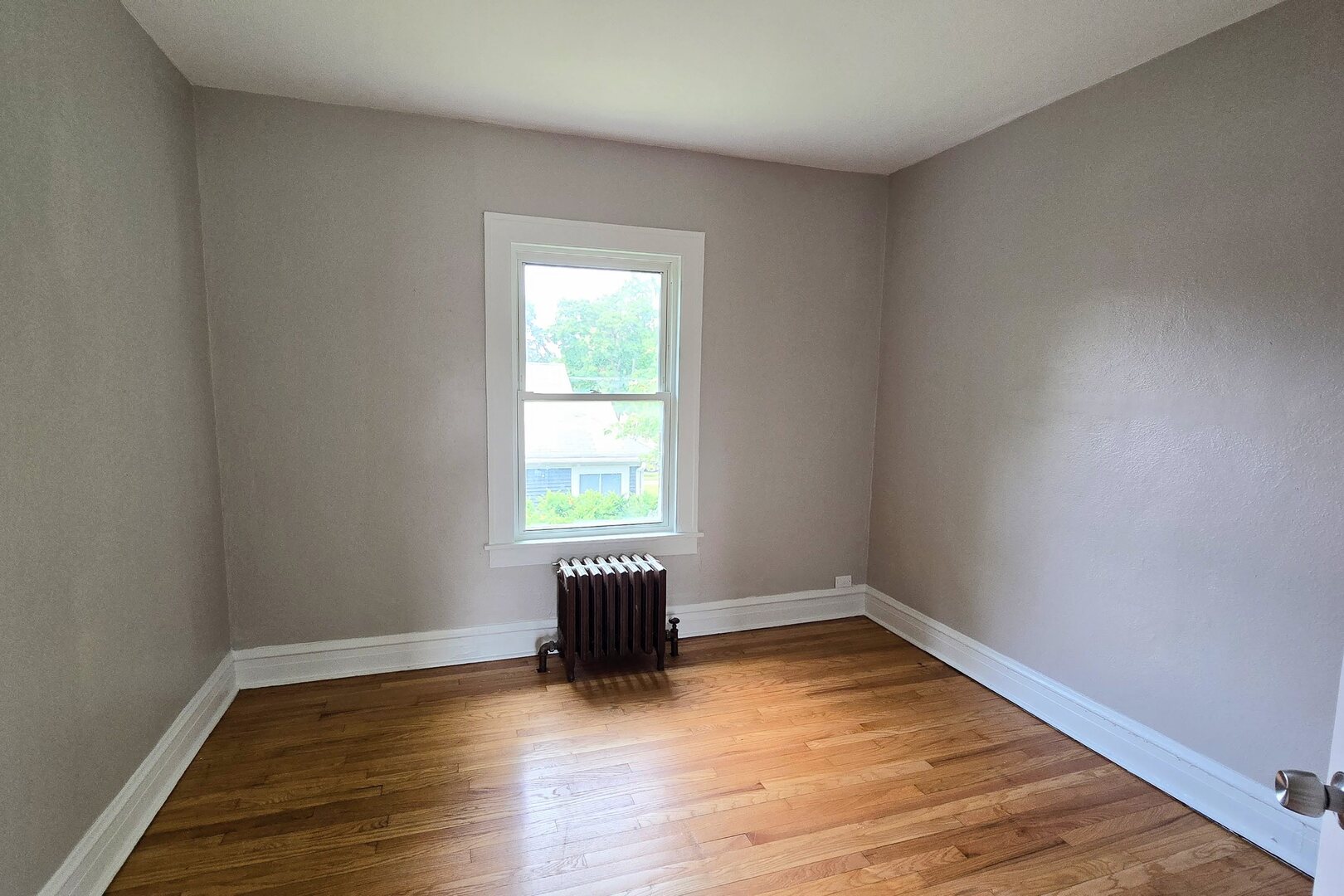 1002 Westmoreland Avenue #2, Waukegan, IL 60085