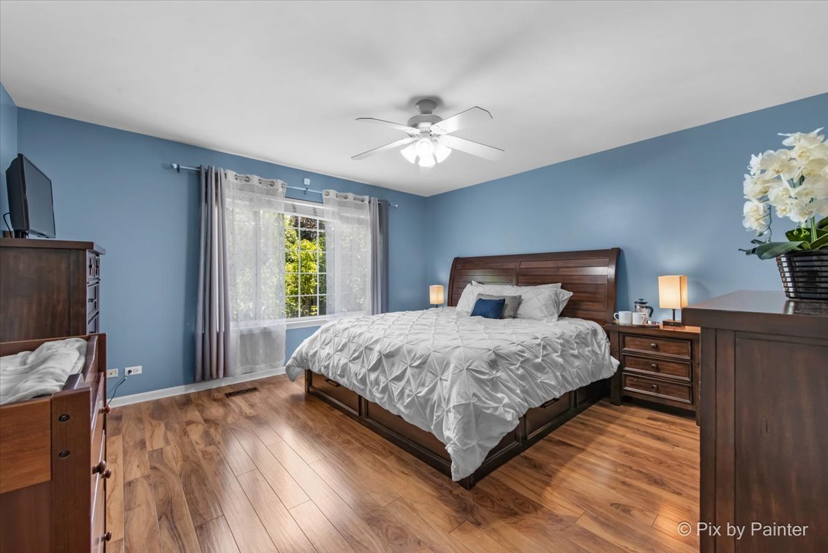 3305 Rosecroft Lane, Naperville, IL 60564