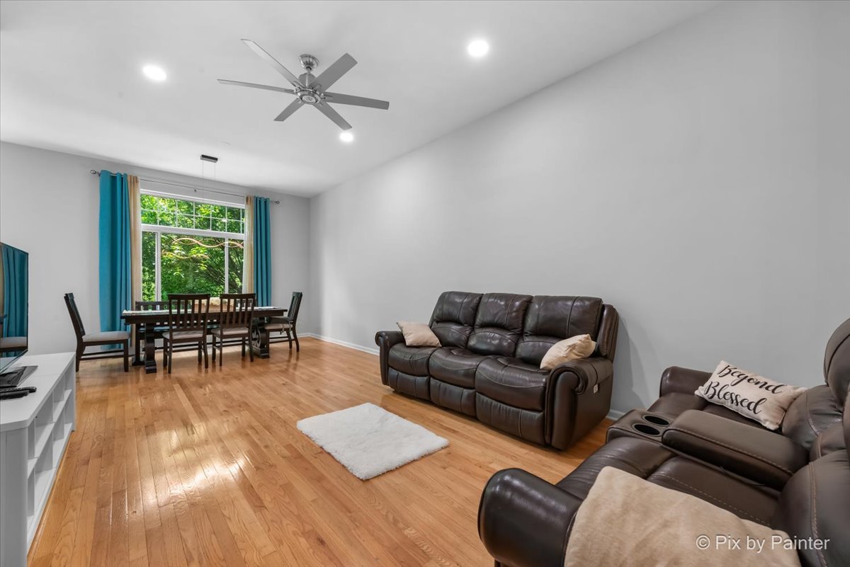 3305 Rosecroft Lane, Naperville, IL 60564