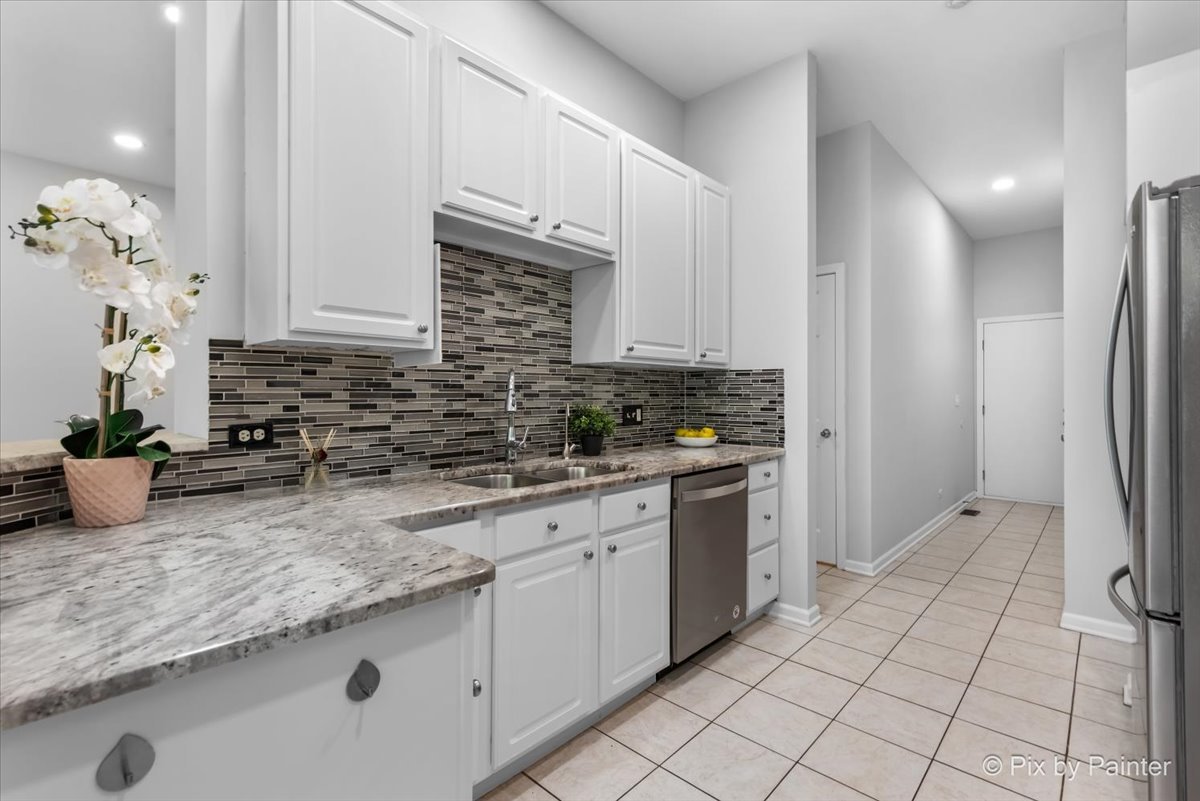 3305 Rosecroft Lane, Naperville, IL 60564