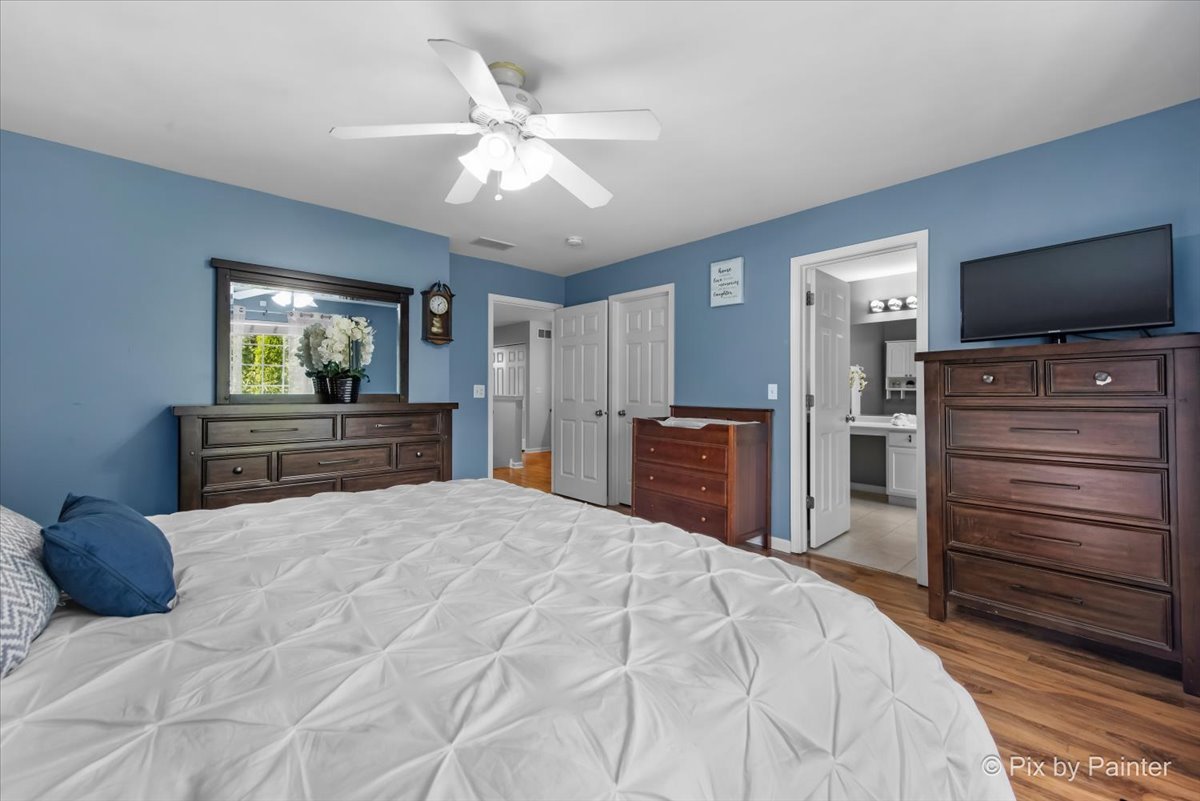 3305 Rosecroft Lane, Naperville, IL 60564