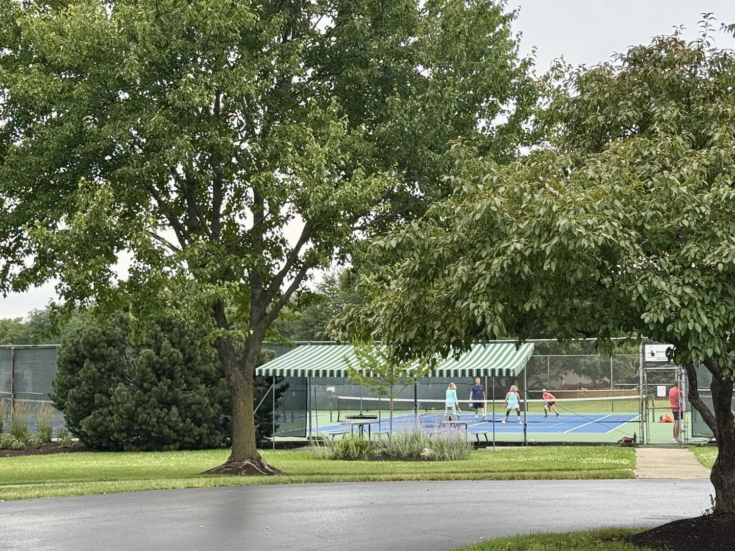 1563 Abbotsford Drive, Naperville, IL 60563