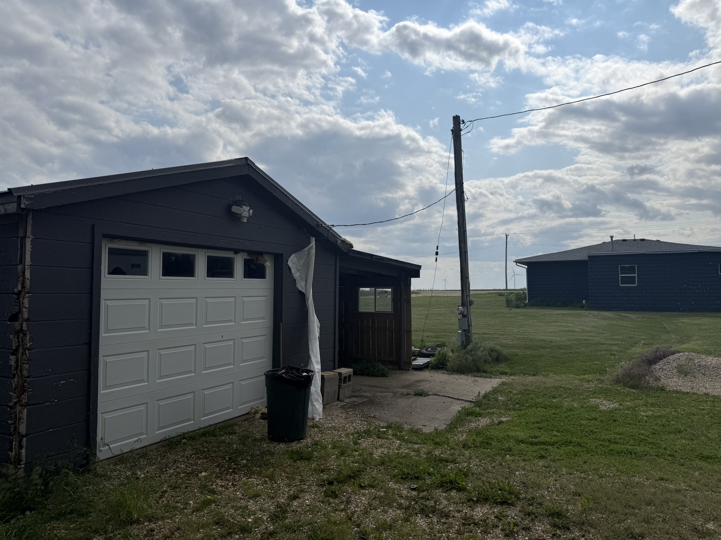 758 State Route 251, Compton, IL 61318