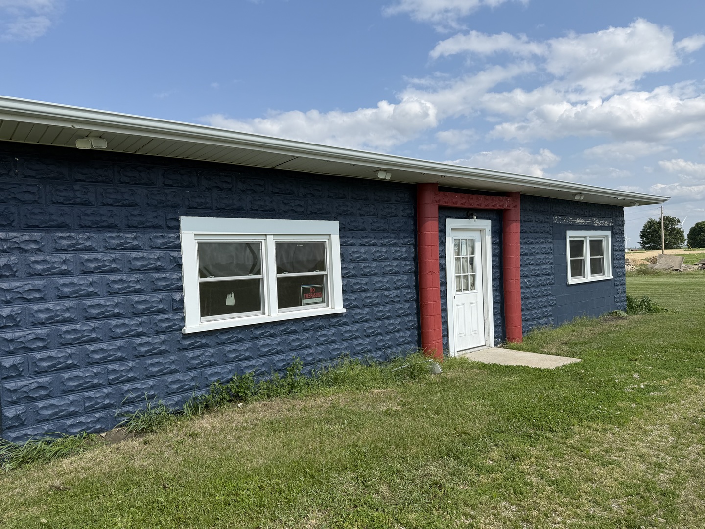 758 State Route 251, Compton, IL 61318