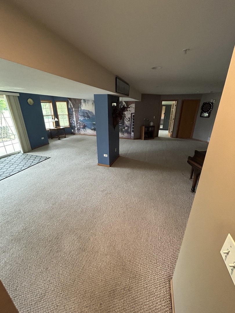 3760 White Tail Drive, Wonder Lake, IL 60097