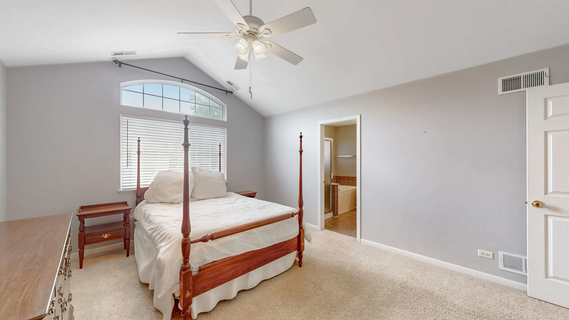 3066 Troon Drive, Montgomery, IL 60538