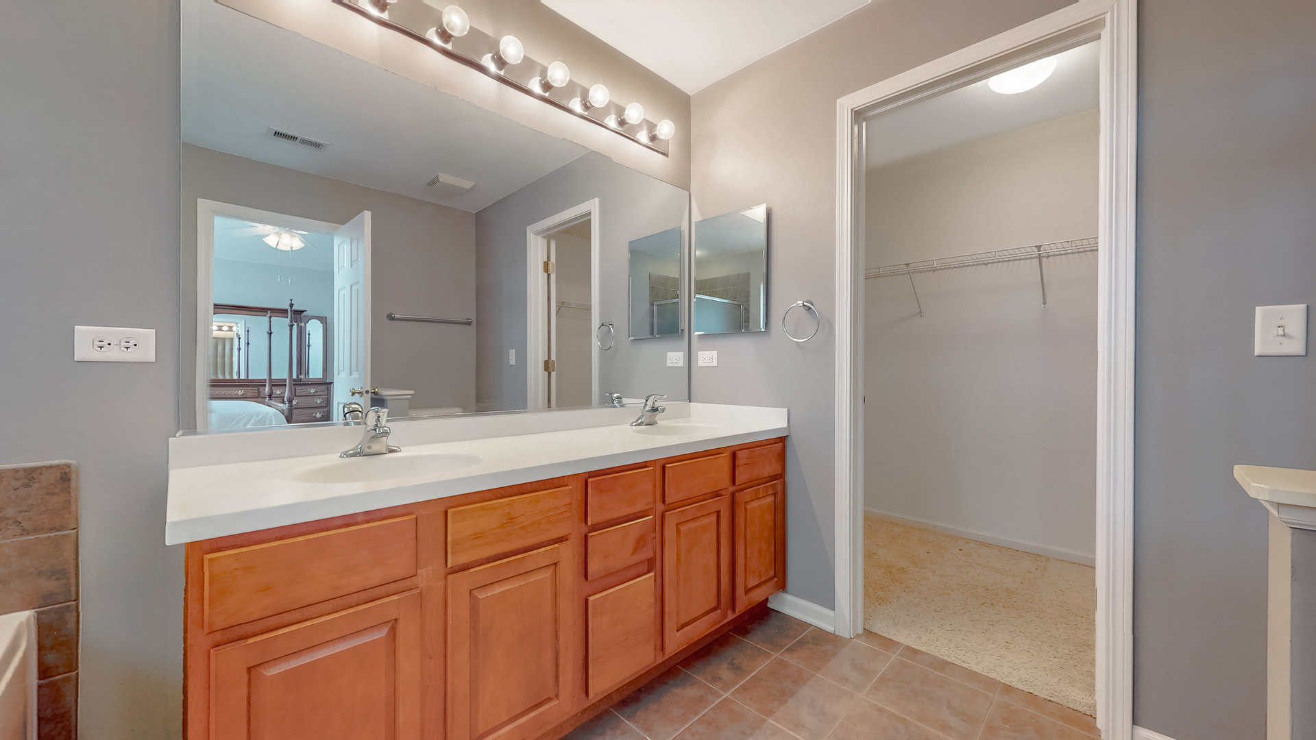 3066 Troon Drive, Montgomery, IL 60538