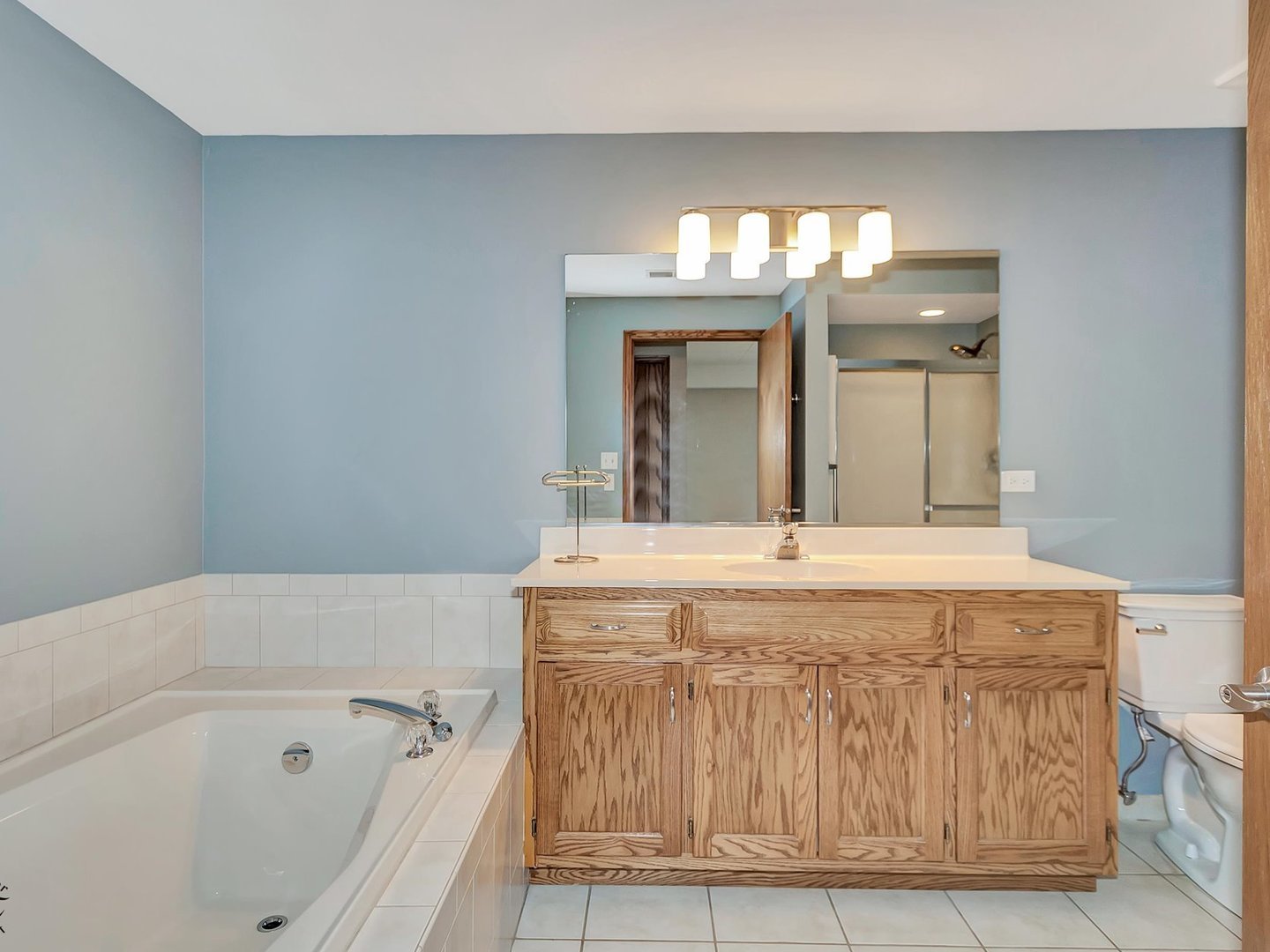 6320 Pine Ridge Drive #1B, Tinley Park, IL 60477