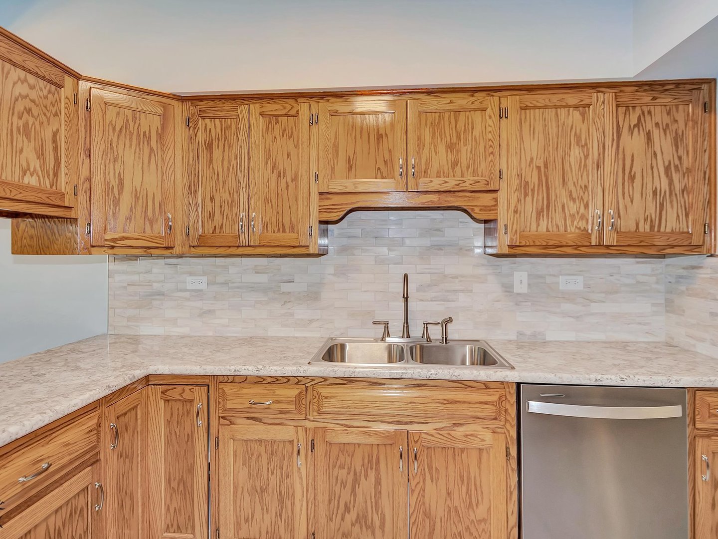 6320 Pine Ridge Drive #1B, Tinley Park, IL 60477