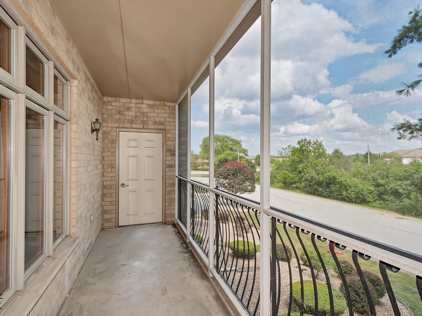 6320 Pine Ridge Drive #1B, Tinley Park, IL 60477