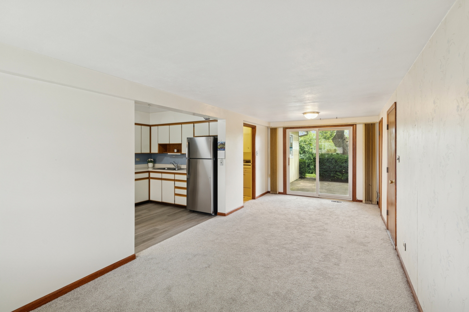185 Princeton Street, Hoffman Estates, IL 60169