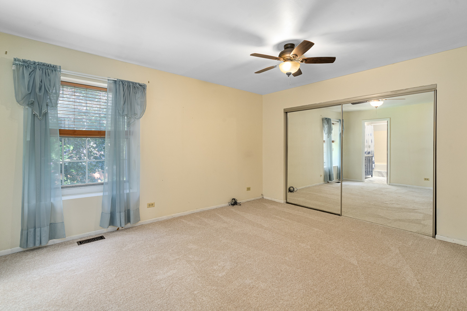 3140 Medford Court, Aurora, IL 60504