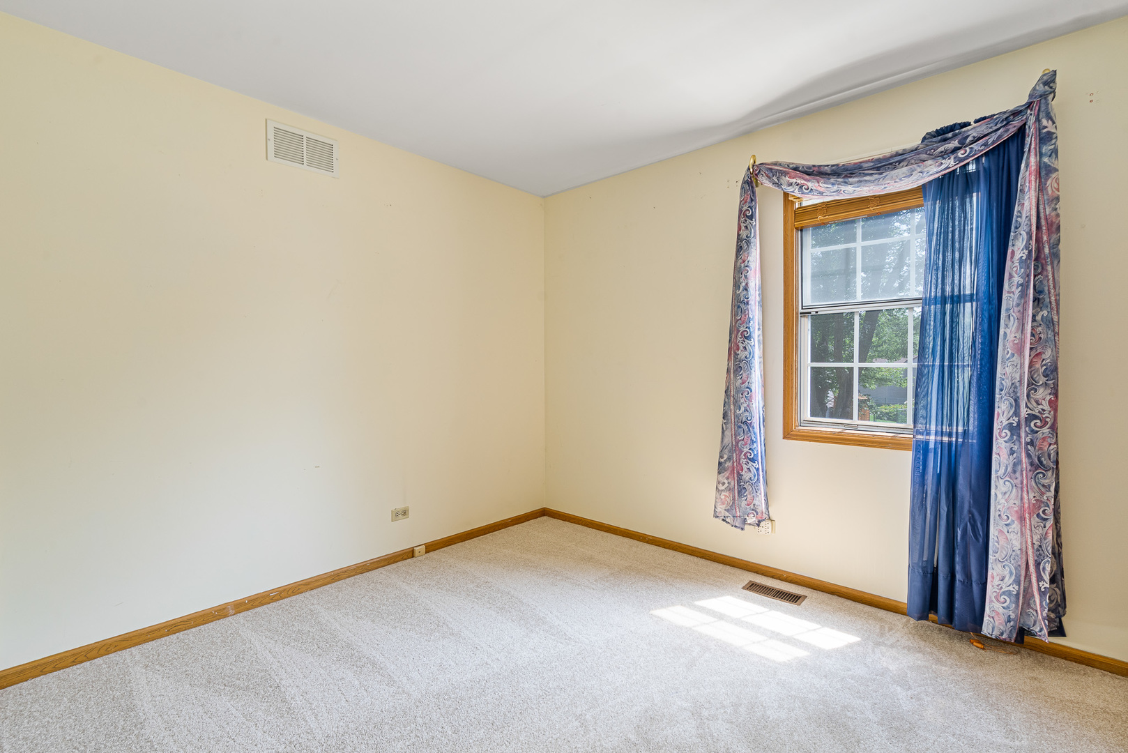 3140 Medford Court, Aurora, IL 60504