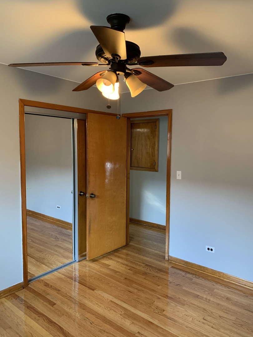 19 N Addison Road, Villa Park, IL 60181
