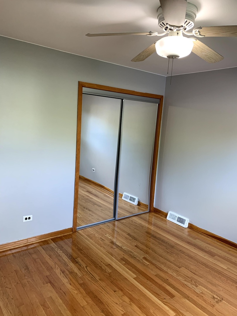 19 N Addison Road, Villa Park, IL 60181