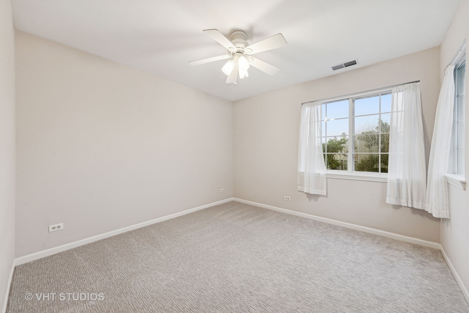 8291 Ripple Ridge Drive #8291, Darien, IL 60561