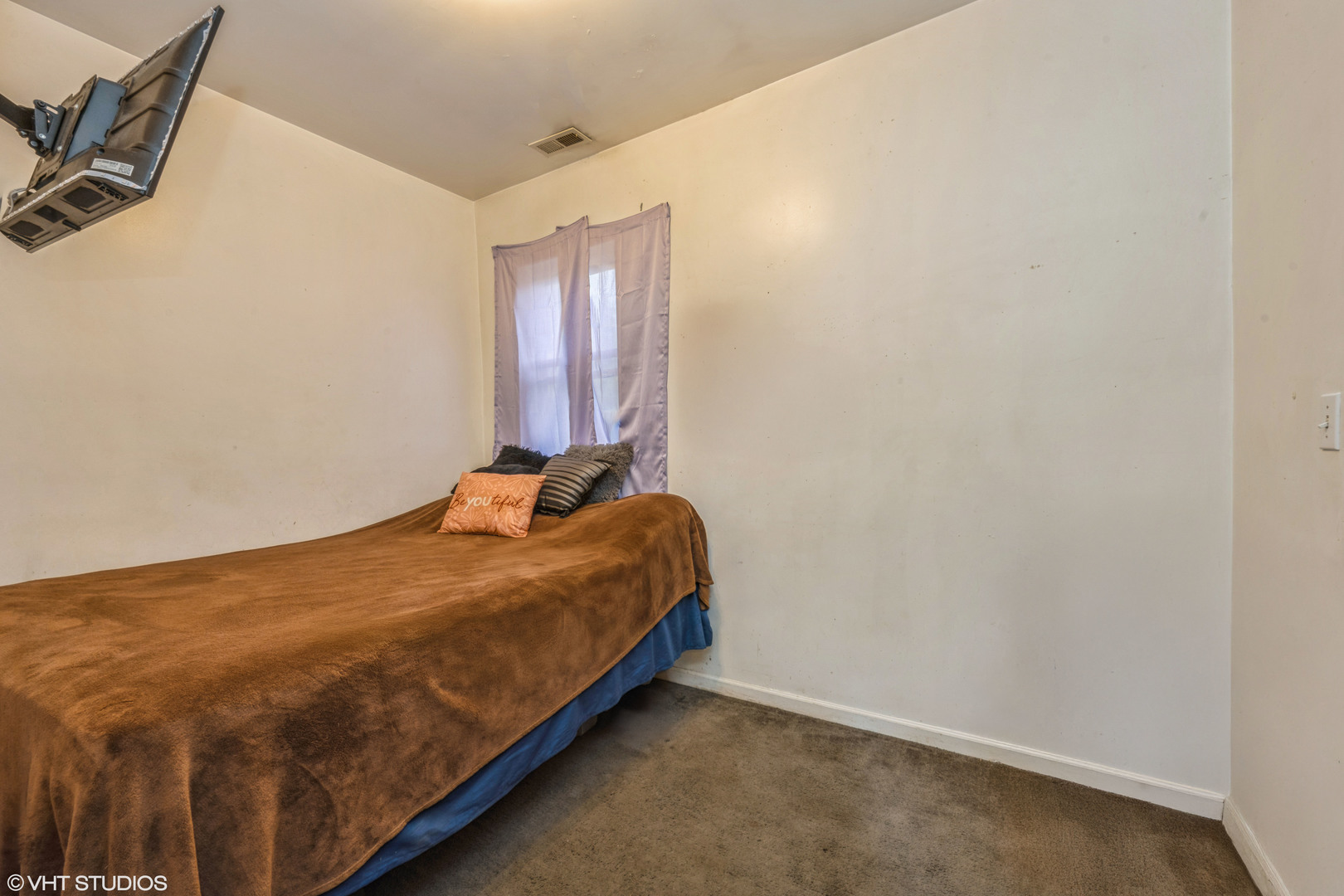 4452 S Shields Avenue, Chicago, IL 60609