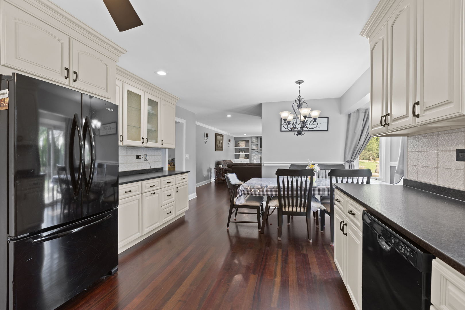 2811 35th Street, Oak Brook, IL 60523