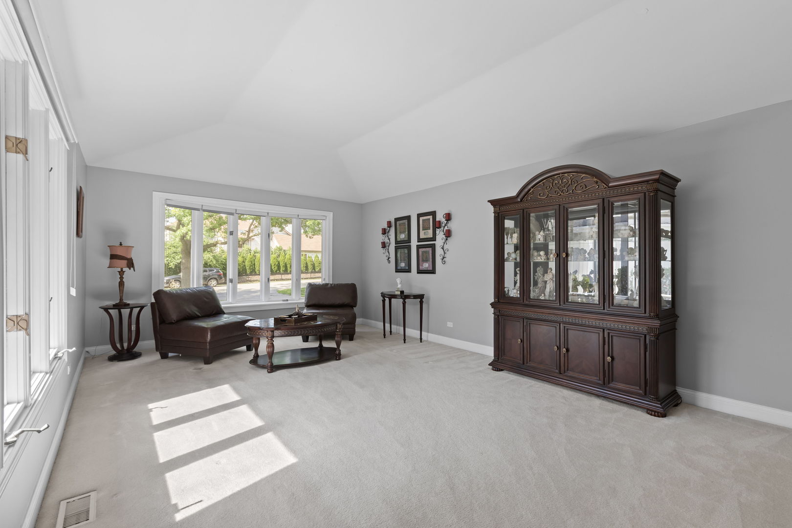 2811 35th Street, Oak Brook, IL 60523