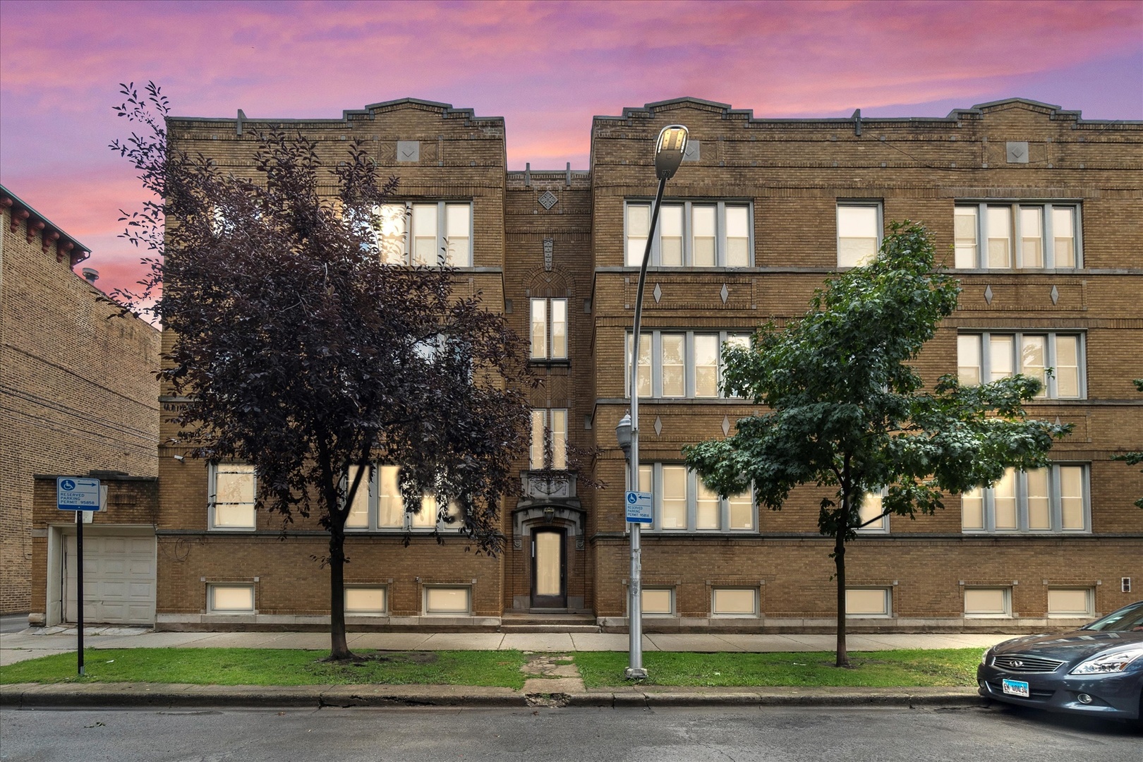 7431 N Hoyne Avenue #G, Chicago, IL 60645