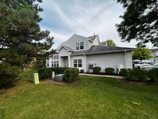112 S Barton Trail #112, Batavia, IL 60510