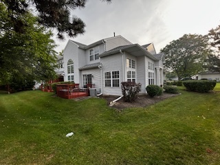 112 S Barton Trail #112, Batavia, IL 60510