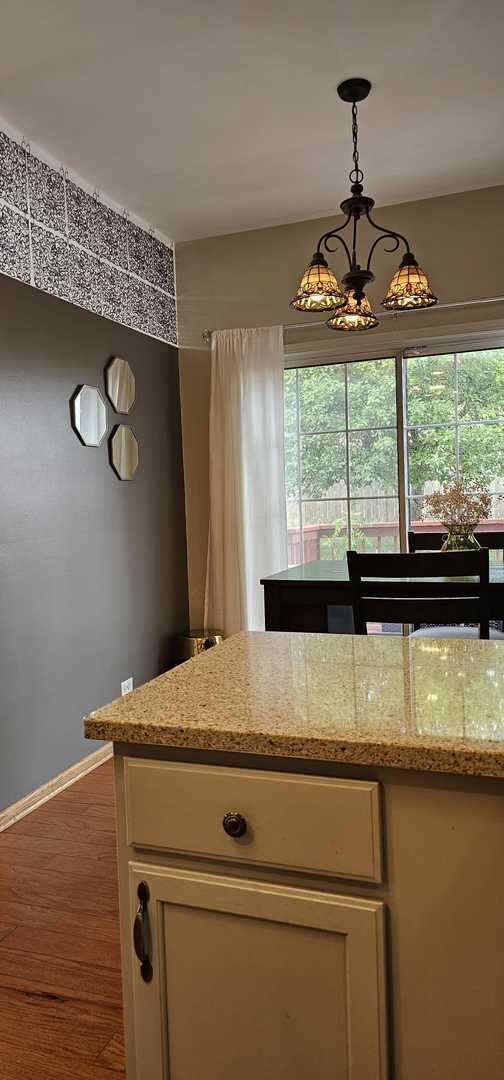 112 S Barton Trail #112, Batavia, IL 60510