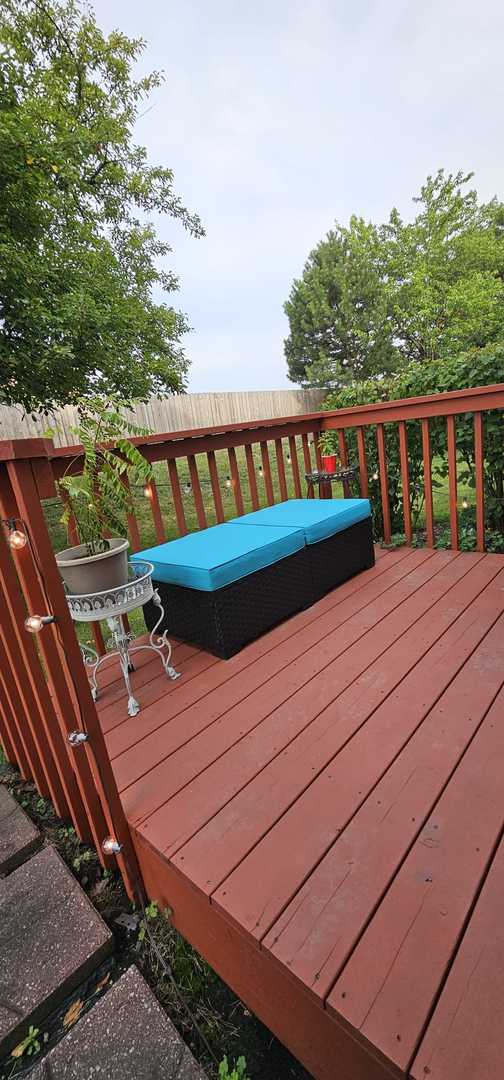 112 S Barton Trail #112, Batavia, IL 60510