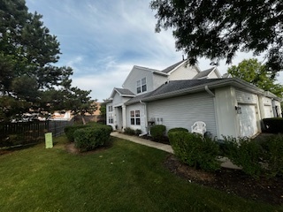 112 S Barton Trail #112, Batavia, IL 60510