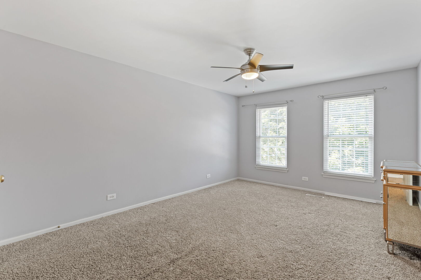 1188 Ridgewood Circle, Lake In The Hills, IL 60156