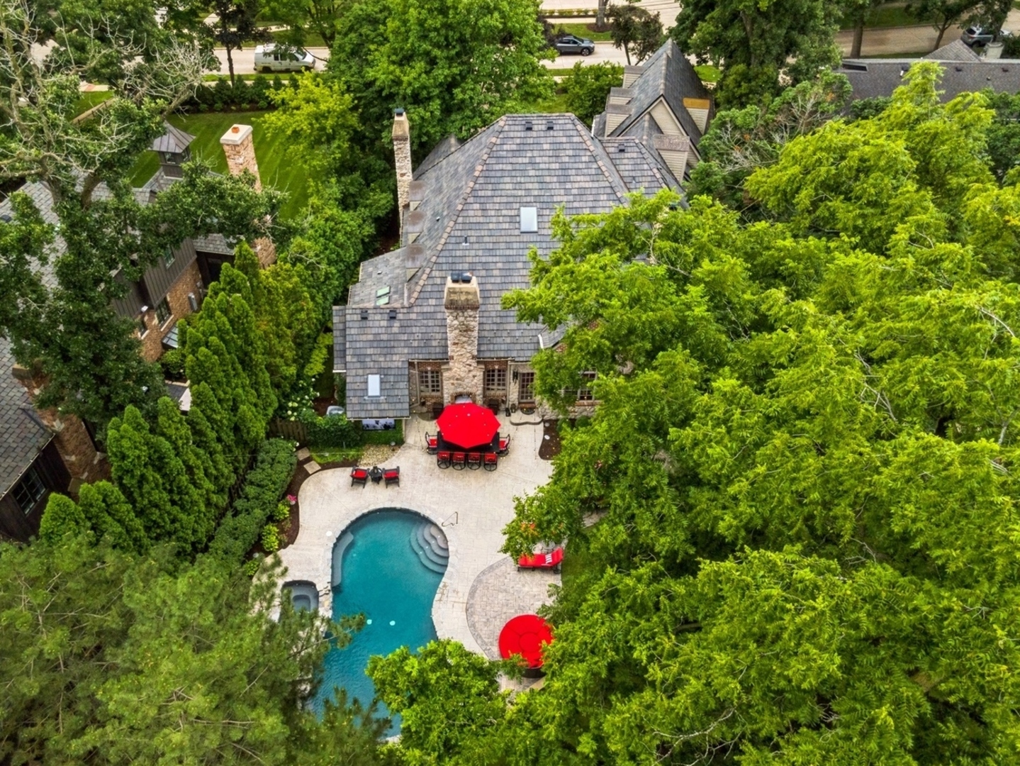 580 Oak Street, Glen Ellyn, IL 60137