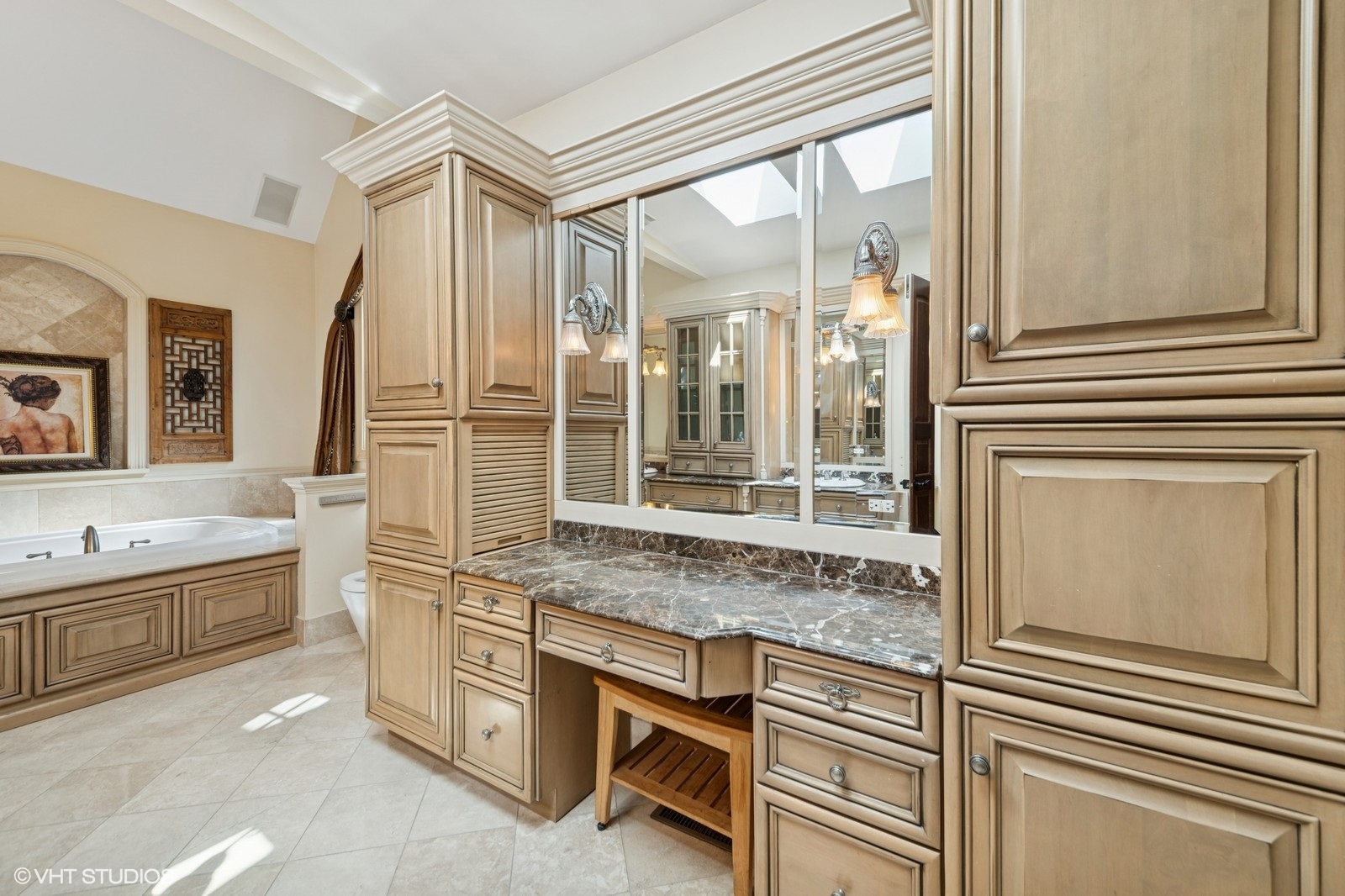 580 Oak Street, Glen Ellyn, IL 60137