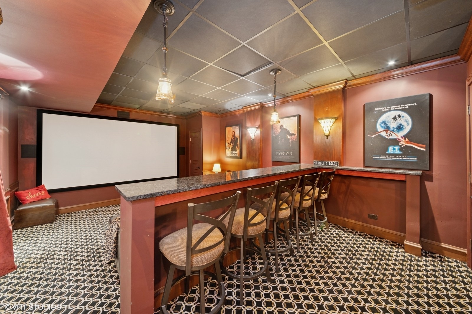 580 Oak Street, Glen Ellyn, IL 60137