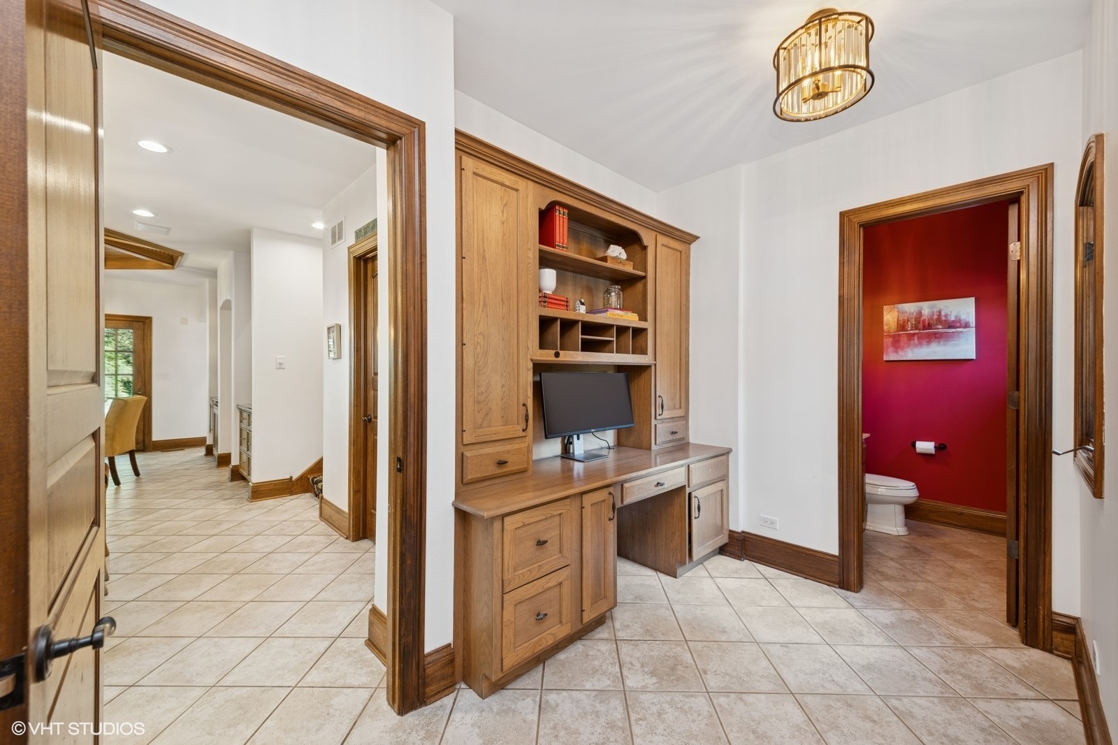 580 Oak Street, Glen Ellyn, IL 60137