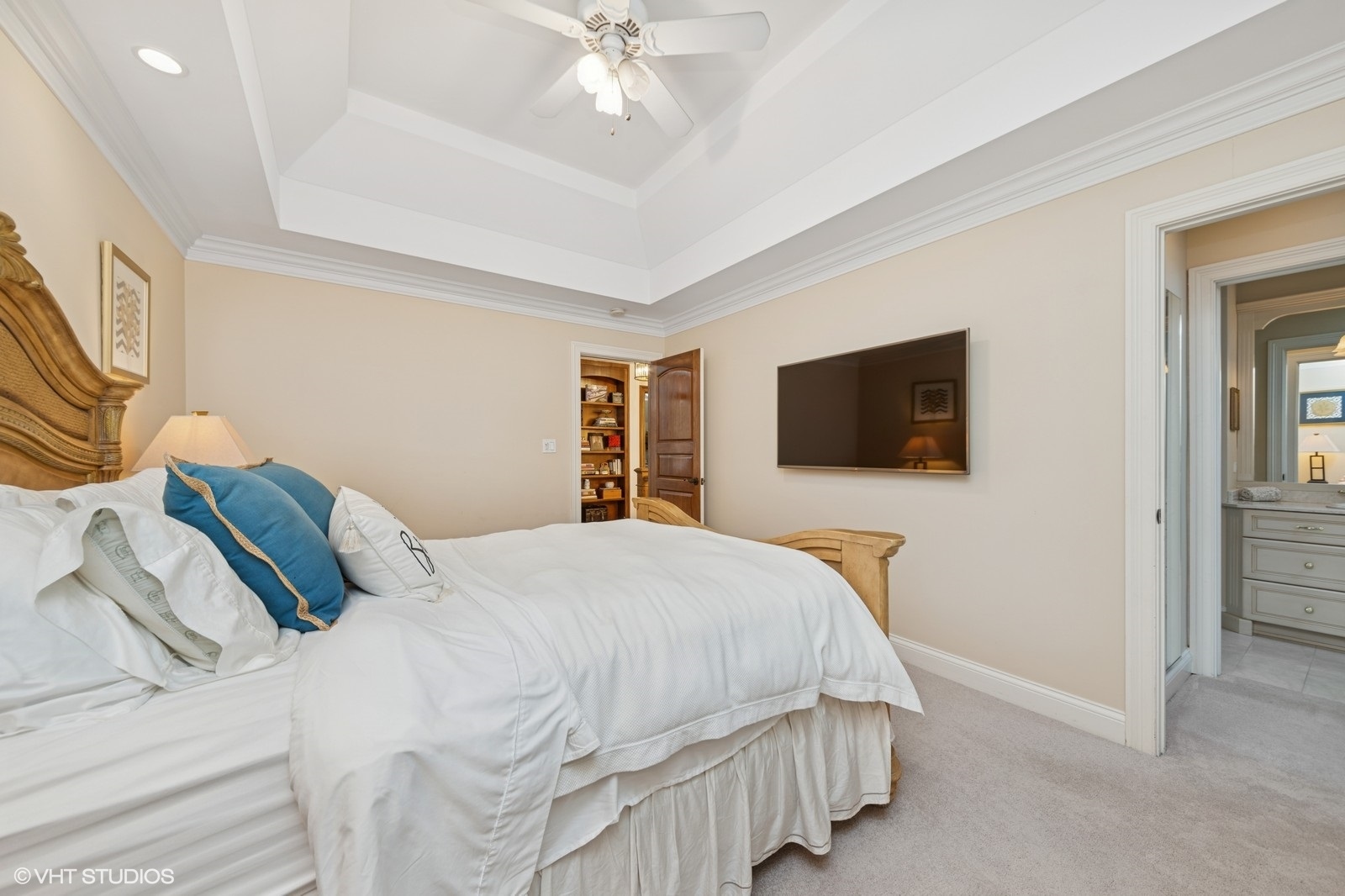 580 Oak Street, Glen Ellyn, IL 60137