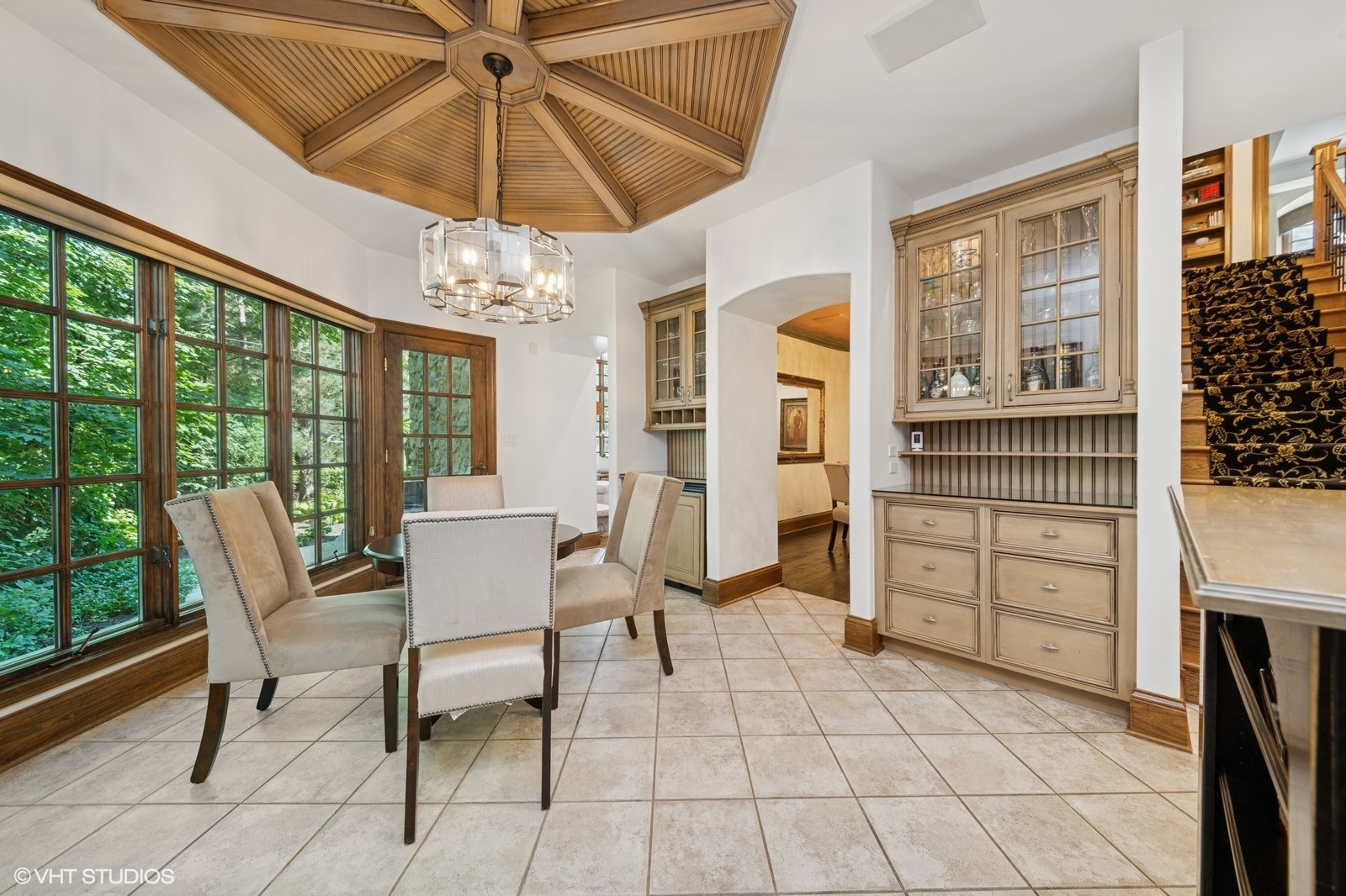 580 Oak Street, Glen Ellyn, IL 60137