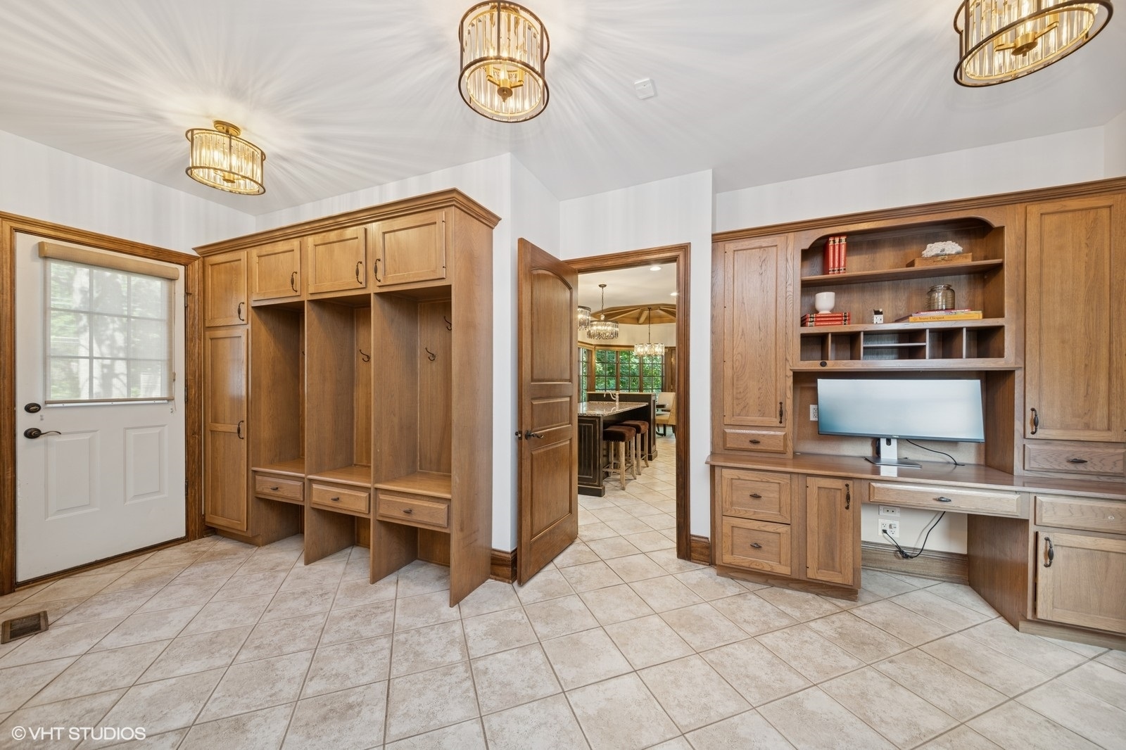 580 Oak Street, Glen Ellyn, IL 60137