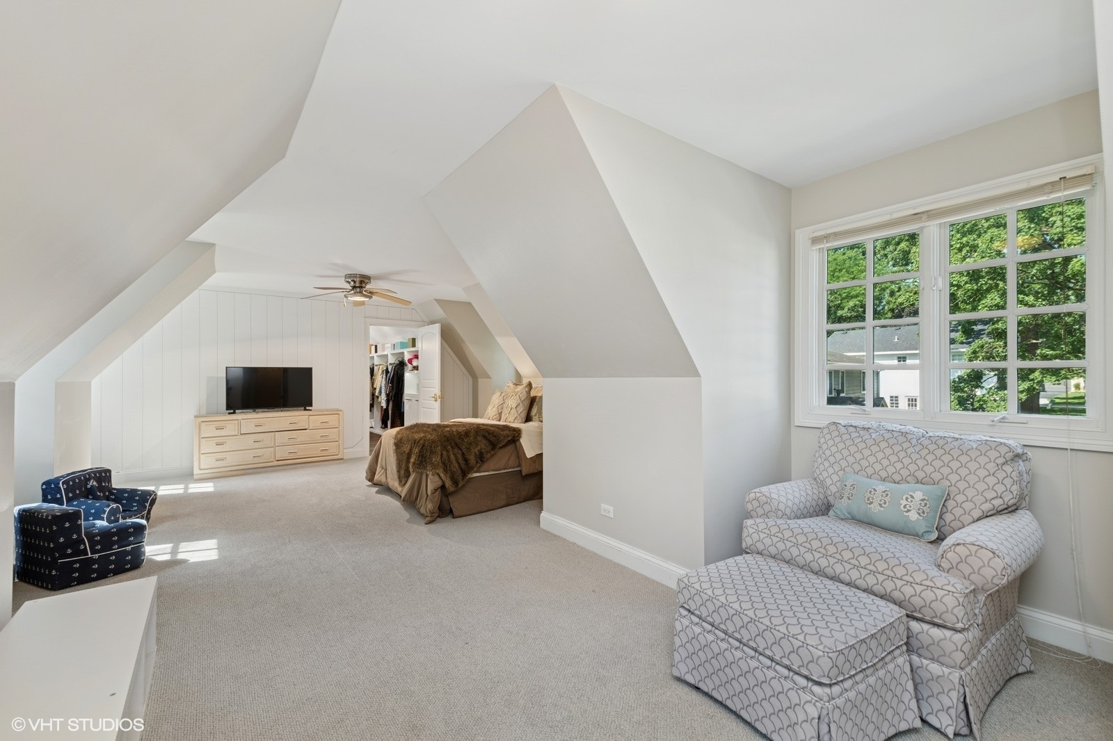 580 Oak Street, Glen Ellyn, IL 60137