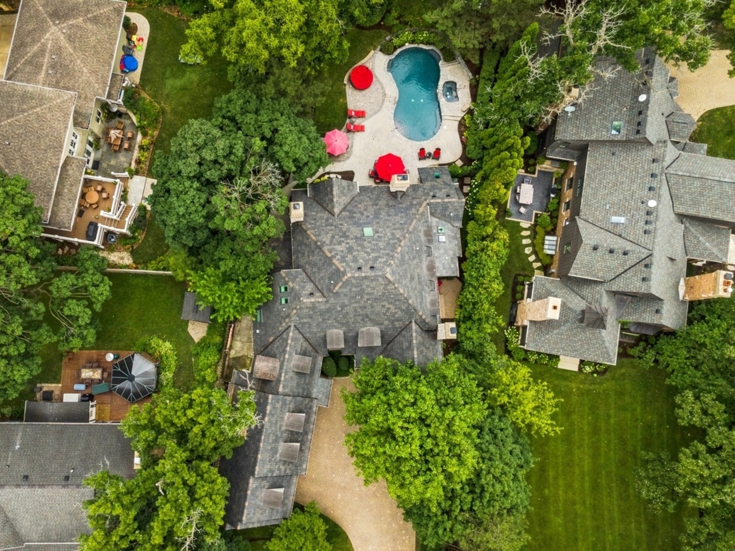 580 Oak Street, Glen Ellyn, IL 60137