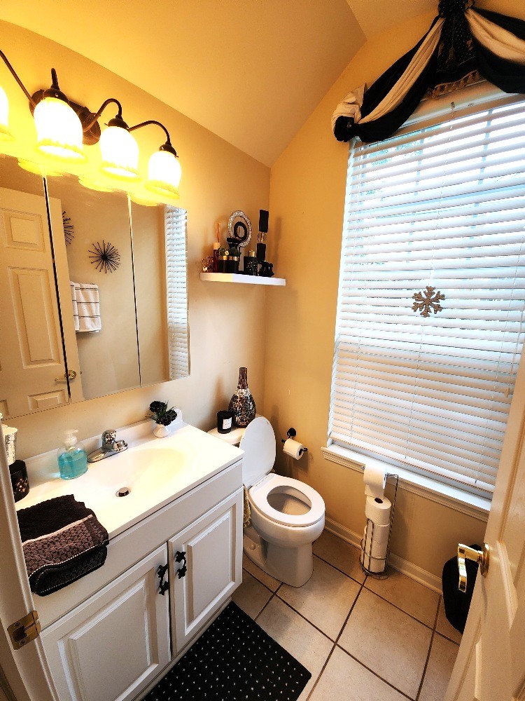 2510 Lorraine Circle, Geneva, IL 60134