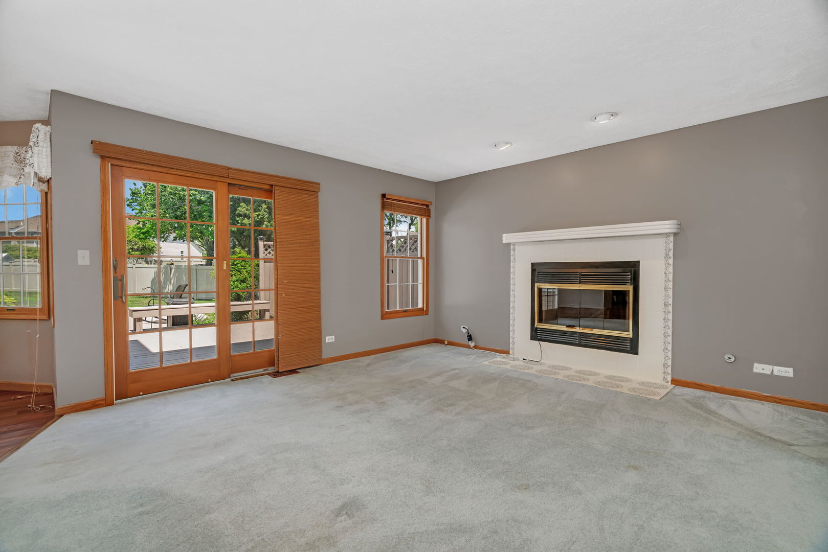 1111 Oxford Lane, Shorewood, IL 60404